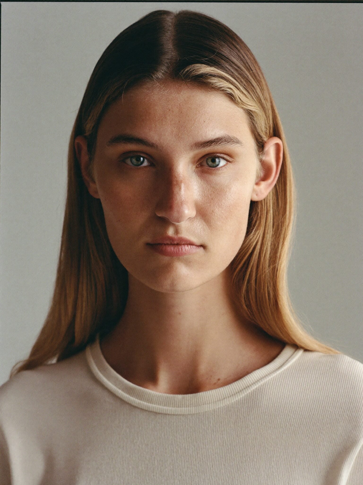 Anja van der Merwe, studio portrait